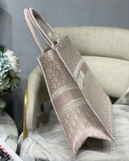 Dior Book Tote Oblique series bag - Image 7