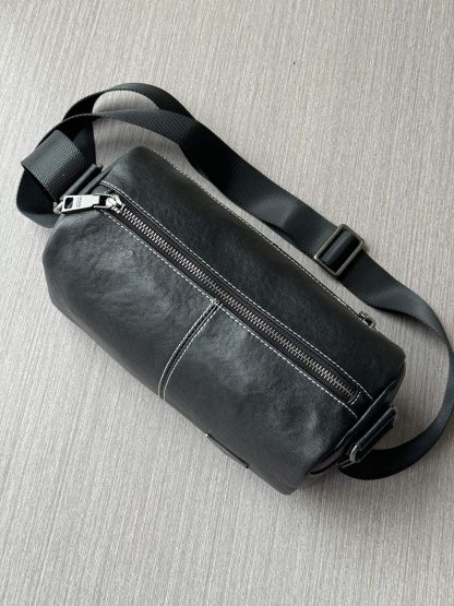 Prada new atmospheric shoulder bag - Image 7