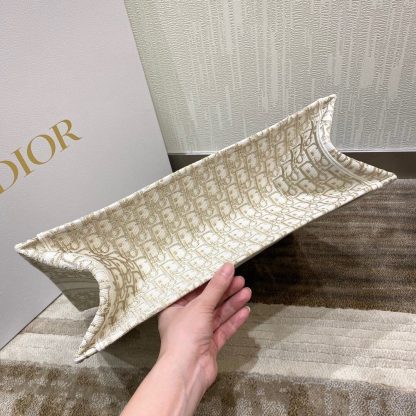 Dior Gold Tote Bag - Image 7