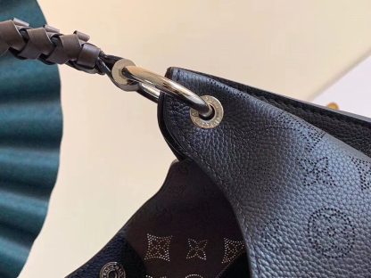 Louis Vuitton Woven Wrist Double Tag Women's Shoulder Bag - Image 7