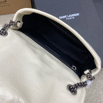 Ysl White Vintage Niki Shoulder Bag - Image 7