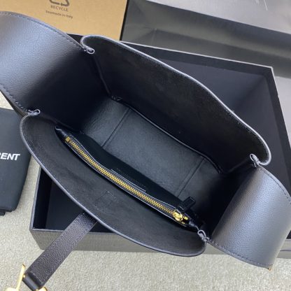 Ysl stylish new armpit bag - Image 7