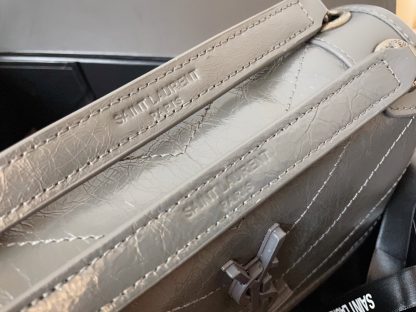 Ysl small grey niki shoulder bag - Image 7