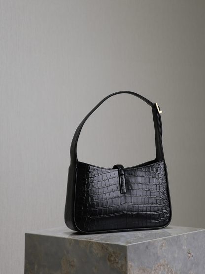 Ysl black crocodile pattern underarm bag - Image 7