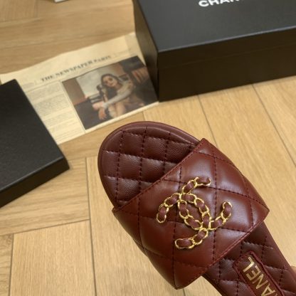 Chanel versatile red slimming slippers - Image 7