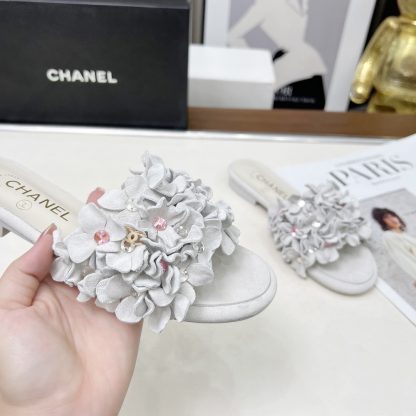 Chanel Spring/Summer Dance Shoes Collection White Retro Printed Brick Slippers - Image 6