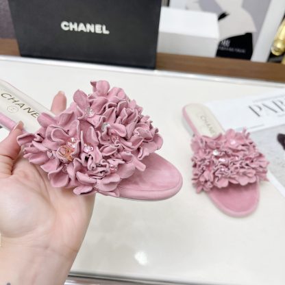 Chanel Spring/Summer Dance Shoes Collection Pink Retro Printed Brick Slippers - Image 7