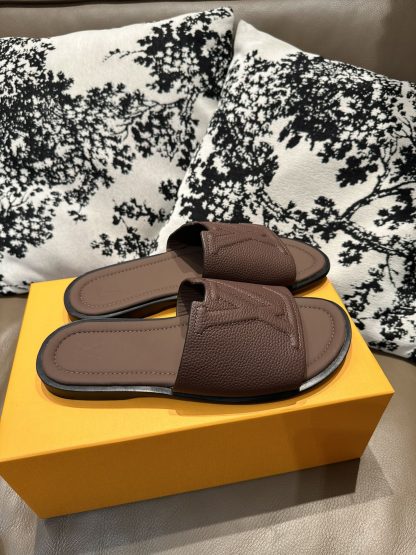 Louis Vuitton full leather slippers - Image 7