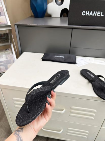 Chanel Spring/Summer Black Leather Denim Flip-Flops - Image 7
