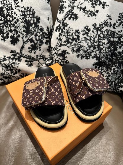 Louis Vuitton Couple's Small Backpack and Four-Color Slippers - Image 7