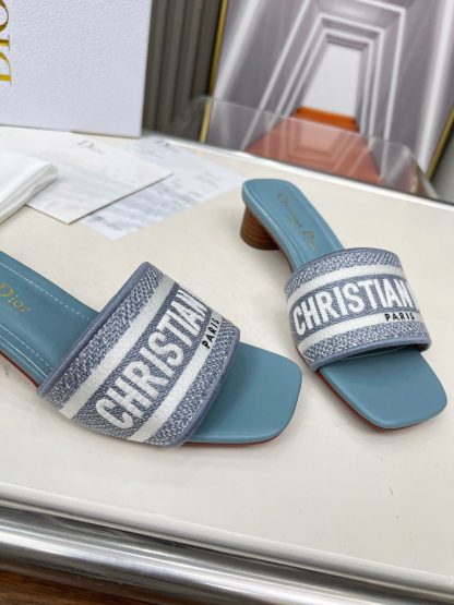Dior exquisite high-end sandals - Image 7