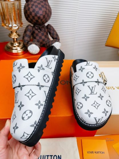 Louis Vuitton monogram bread slippers - Image 7
