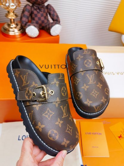 Louis Vuitton monogram bread slippers - Image 7