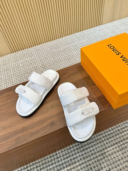 Louis Vuitton classic old pattern slippers - Image 7