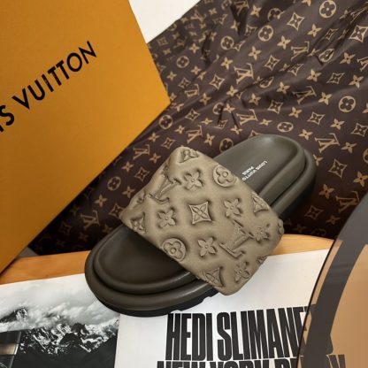 Louis Vuitton embossed silk slippers - Image 7