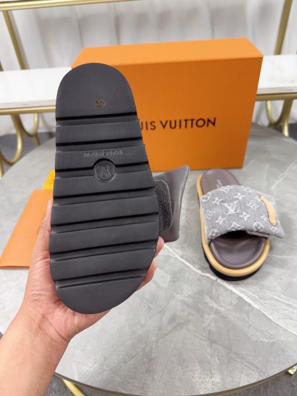 Louis Vuitton embossed logo slippers Pool Pillow Comfort flat slides - Image 7