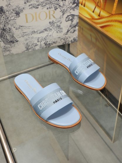 Dior flat thong sandals - Image 7