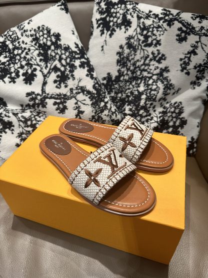 Louis Vuitton New Classic Slippers with Embroidery - Image 7