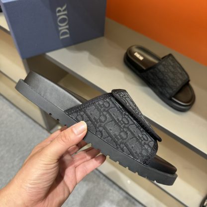 Dior casual sun loose slides - Image 7
