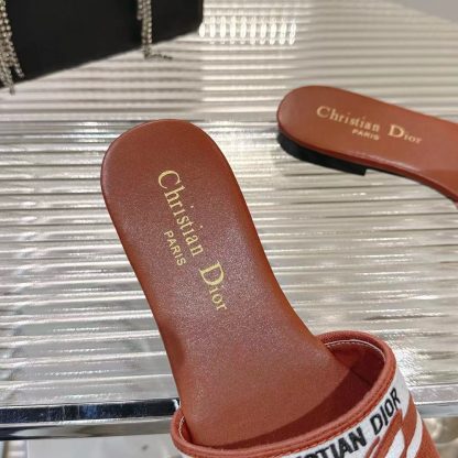 Dior letter logo 3D embroidery slide sandals - Image 7