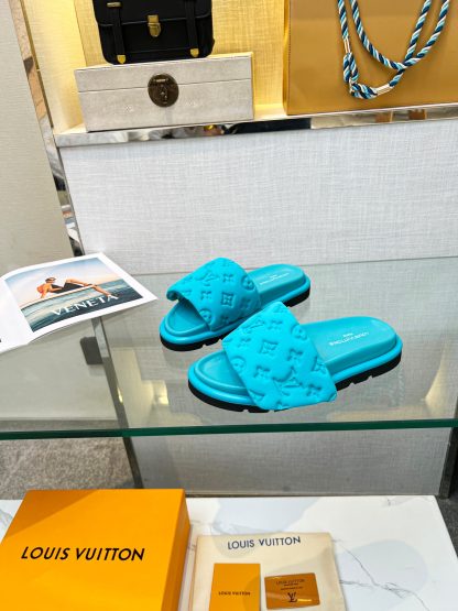 Louis Vuitton Pool Pillow Comfort Slide Sandals - Image 7