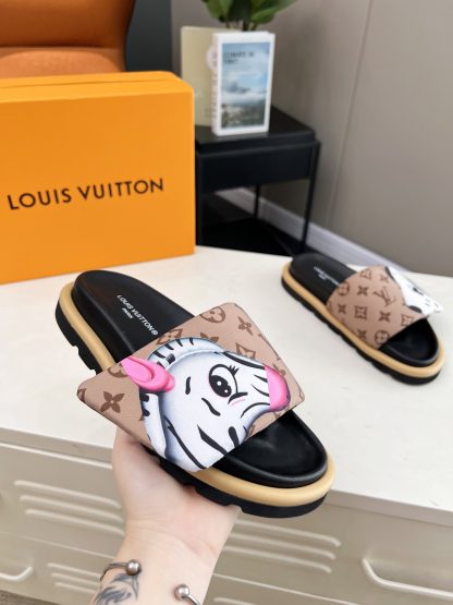 Louis Vuitton ol llow comfort flat sandals - Image 7