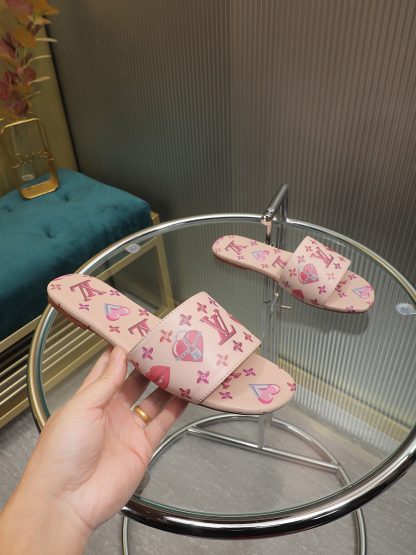 Louis Vuitton low-top flip flops - Image 8