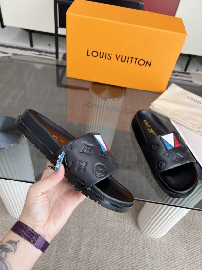 Louis Vuitton autumn and winter slippers - Image 7