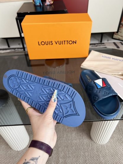Louis Vuitton autumn and winter slippers - Image 7