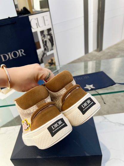 Dior brown high-top sports shoes - Image 8