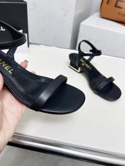 Chanel black one-strap gold-plated heel sandals Heel height: 3.5cm - Image 8