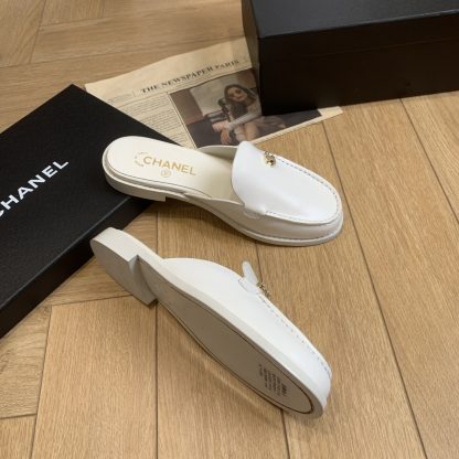 Chanel Early Spring White Classic Perfect Match Flash Brick Daily Sandals - Image 8