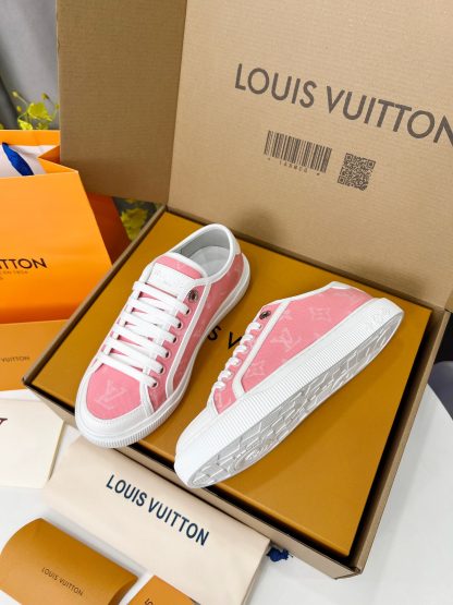 Louis Vuitton's latest canvas shoes - Image 9