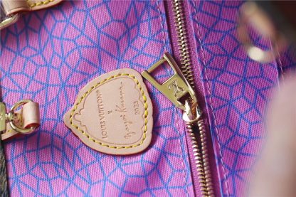 Louis Vuitton Oversized Onthego Bag - Image 8