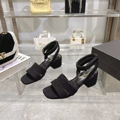 Chanel black spring and summer new embroidered Linge classic sandals, heel height 5cm - Image 7