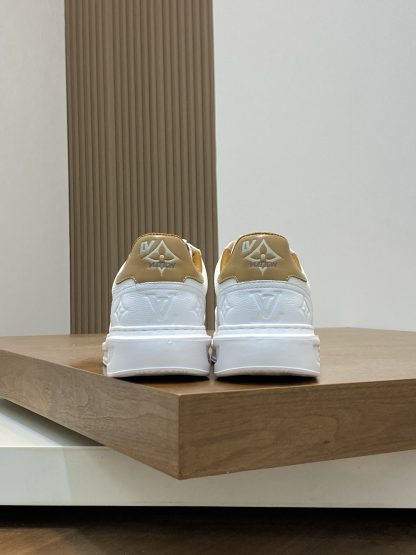 Louis Vuitton Men's Classic Casual Sneakers - Image 8