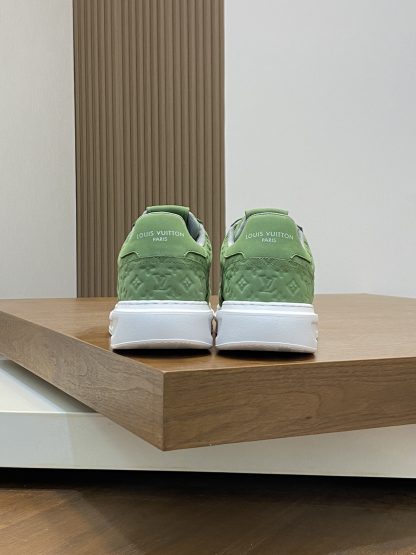 Louis Vuitton men's high-end casual sports shoes - Image 8