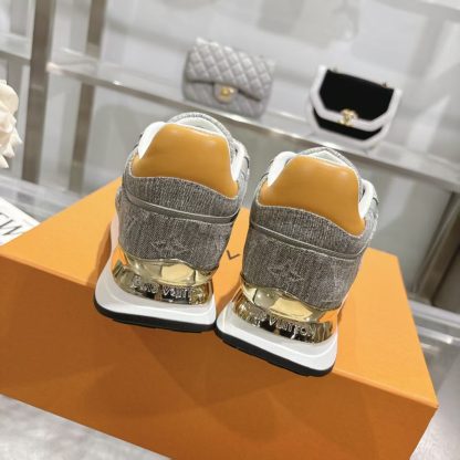 Louis Vuitton Neo Run Away sneakers - Image 9