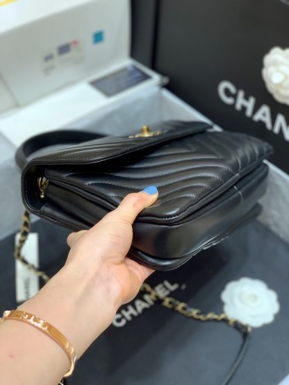 Chanel Black CC Large V Check Chain Bag - Image 8