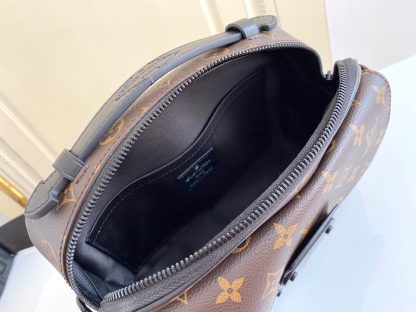 Louis Vuitton S Lock Messenger Bag - Image 8