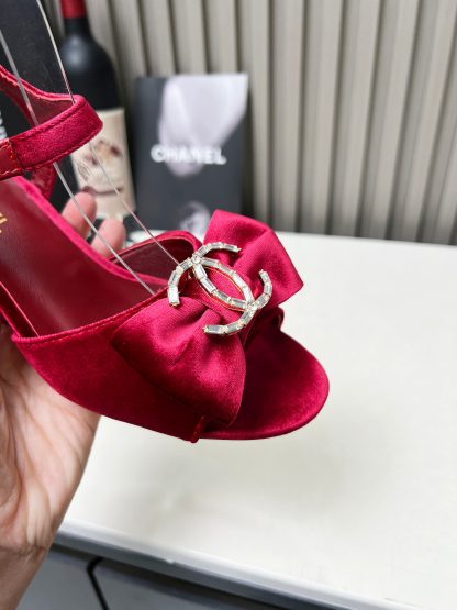 Chanel red spring and summer celebrity temperament super durable thick heel sandals - Image 8