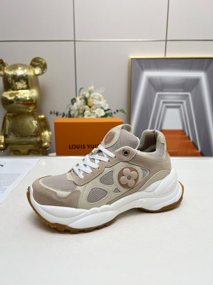 Louis Vuitton Run55 sneakers - Image 9