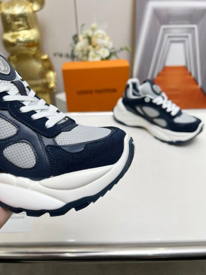 Louis Vuitton Run55 sneakers - Image 8