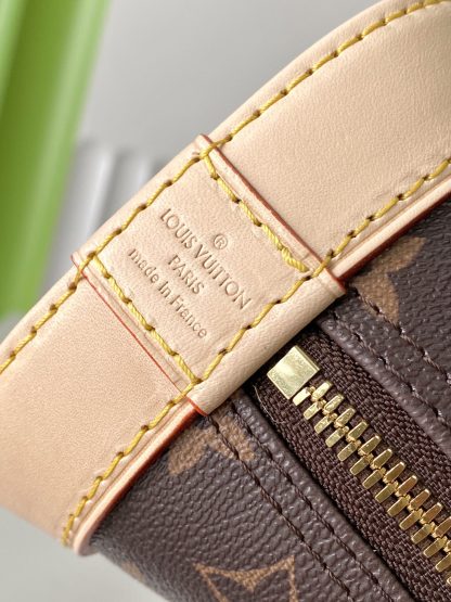 Louis Vuitton ALMA BB badge silk screen shell bag - Image 8