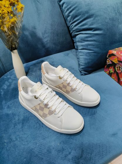 Louis Vuitton Time Out sneakers - Image 9
