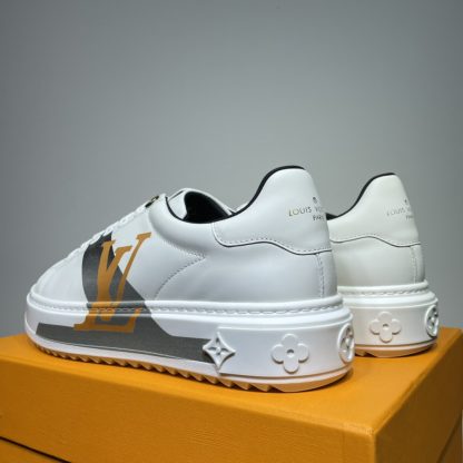 Louis Vuitton low-top new casual couple shoes - Image 9