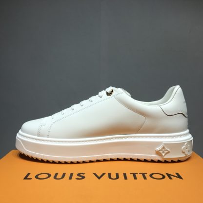 Louis Vuitton low-top new casual couple shoes - Image 9