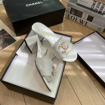 Chanel spring and summer new white goddess elegant and durable thick heel sandals - Image 8