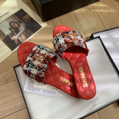 Chanel Spring and Summer New Red Goddess Elegant Flat Sandals - Image 8