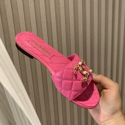 Chanel's new spring and summer pink style flat sandals with ladylike temperament - Image 8